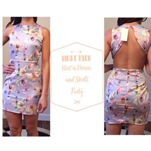 🌟HP🌟Floral Printed Backless Skater Dress